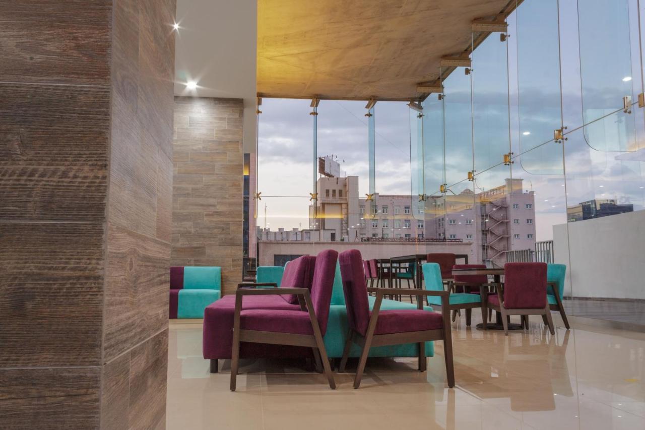 Hotel Kavia Monterrey Exteriér fotografie